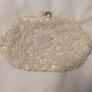 Small white/mother of pearl beaded/sequined change purse